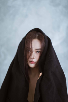 美女露出奶头又扒尿口